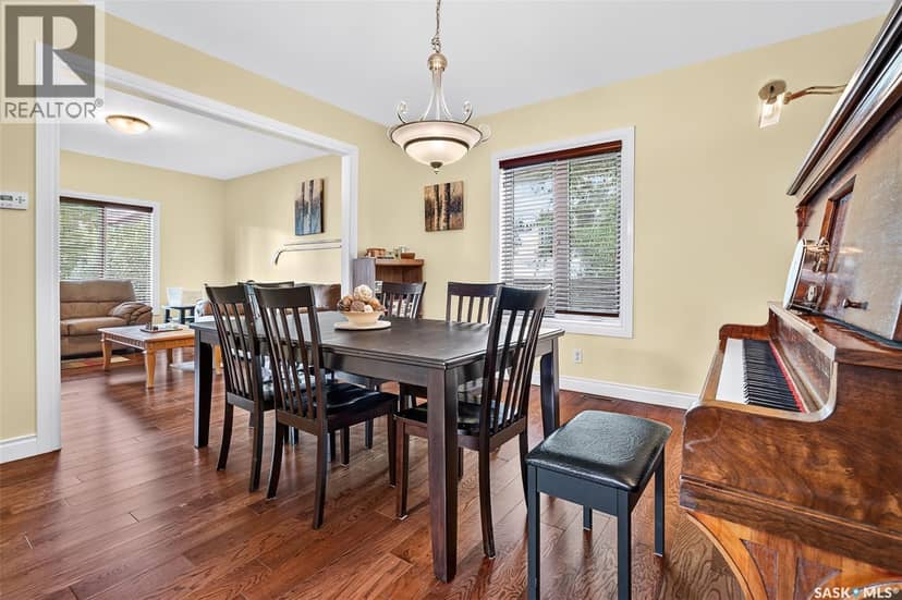 1129 1st AVENUE NE — photo 19 of 40