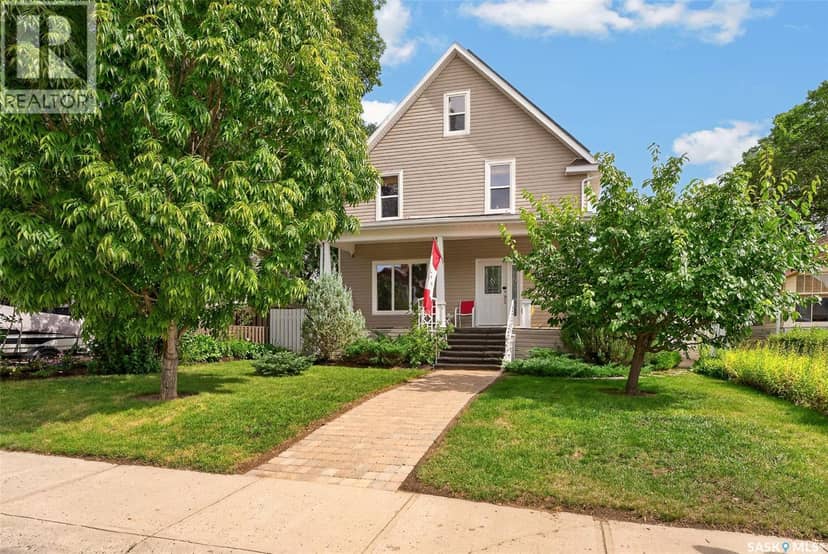 1129 1st AVENUE NE — photo 2 of 40