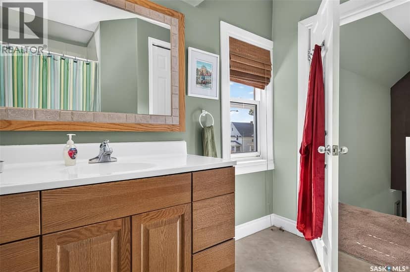 1129 1st AVENUE NE — photo 40 of 40