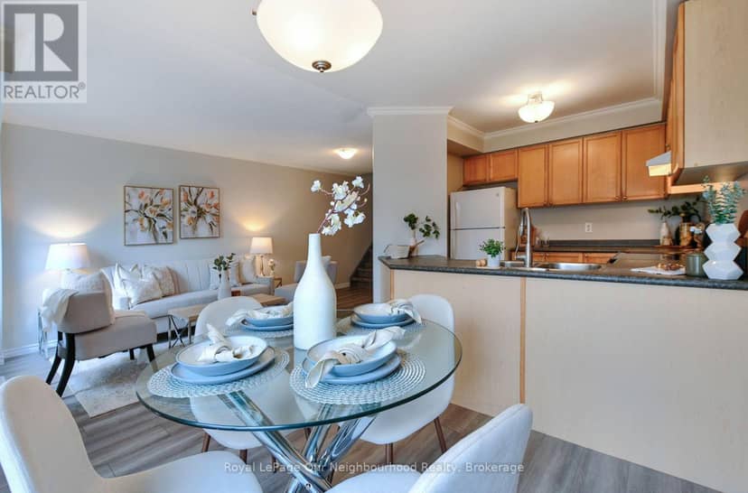 38 Wilkins Crescent — photo 4 of 22