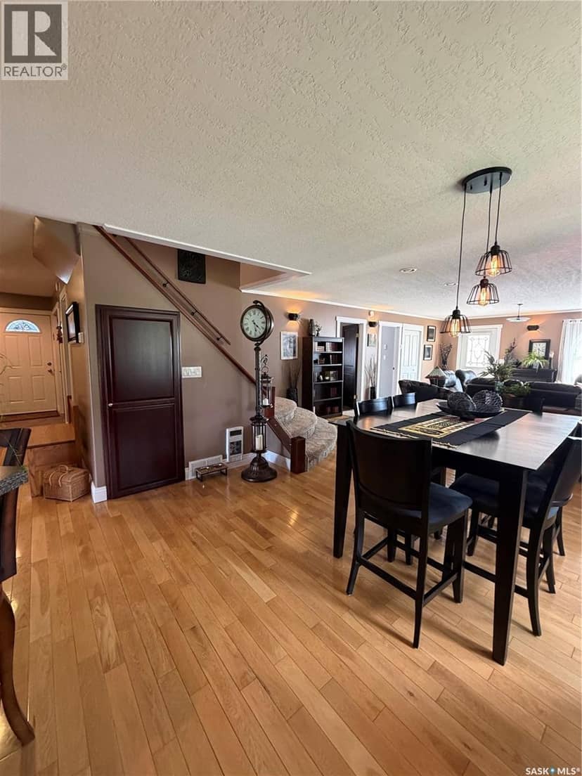 22933 9 Highway S — photo 14 of 40