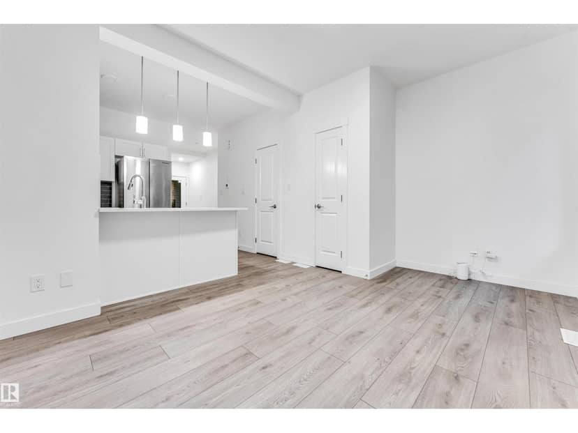 #45 2710 66 ST SW — photo 13 of 24