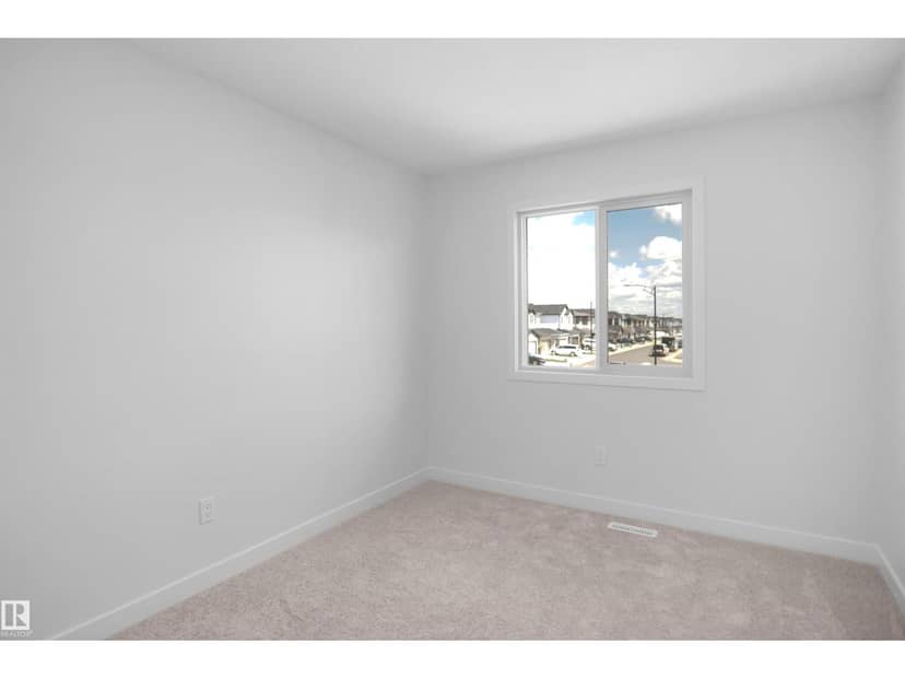 7327 181 AV NW — photo 26 of 32