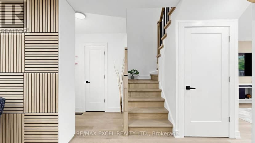 46 Venice Crescent — photo 18 of 36