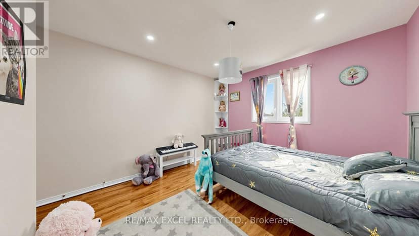46 Venice Crescent — photo 25 of 36