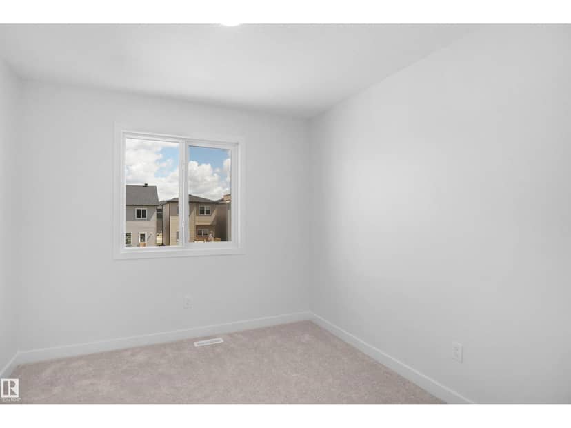 7319 181 AV NW — photo 27 of 31