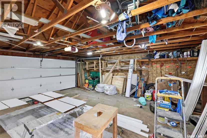 304 4th AVENUE — photo 32 of 40