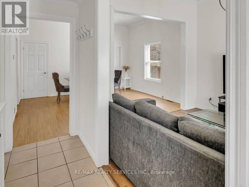 65 Moore Street — photo 12 of 40