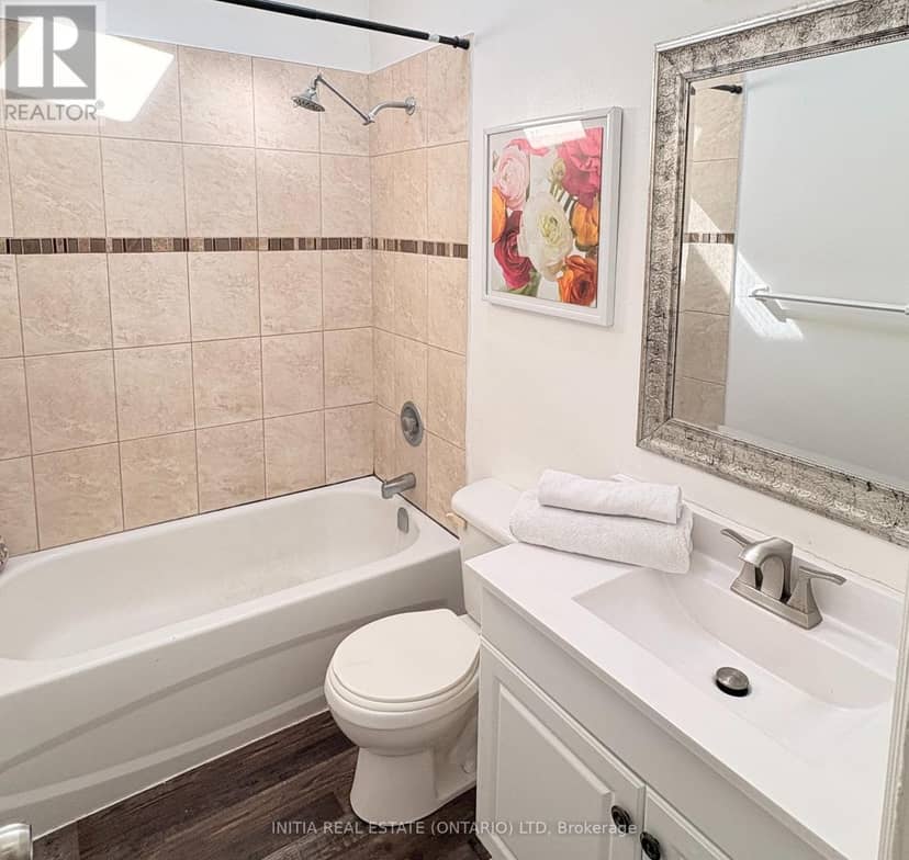 47 Arbour Glen Crescent, London East, photo 8