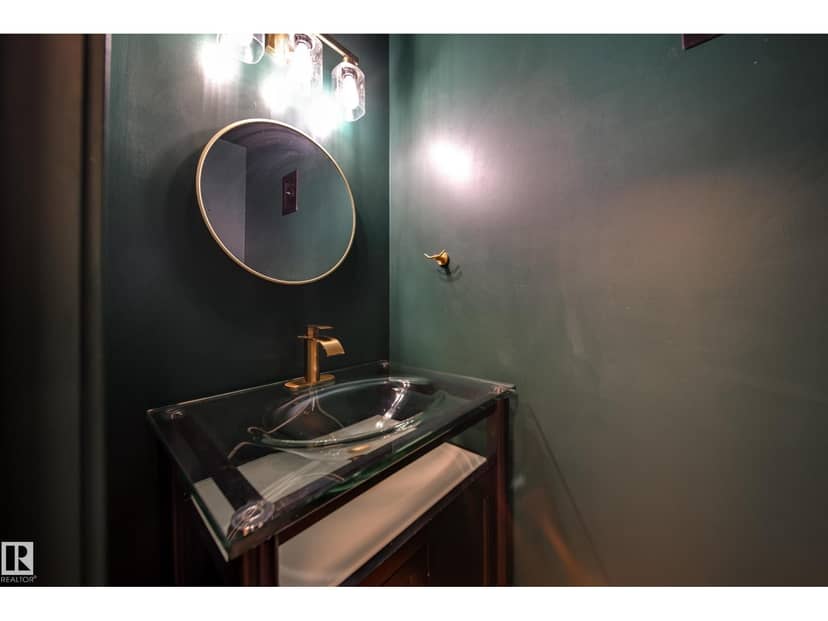 238 Grandin Vg — photo 15 of 39