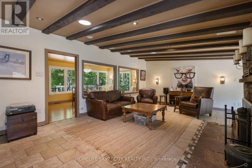 14728 Heritage Road — photo 3 of 40