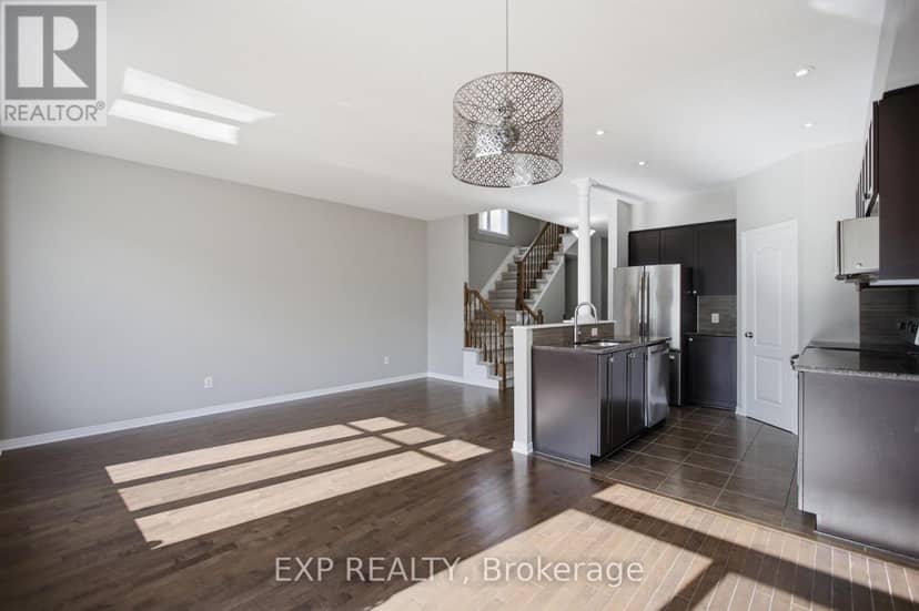 237 Eye Bright Crescent — photo 18 of 40