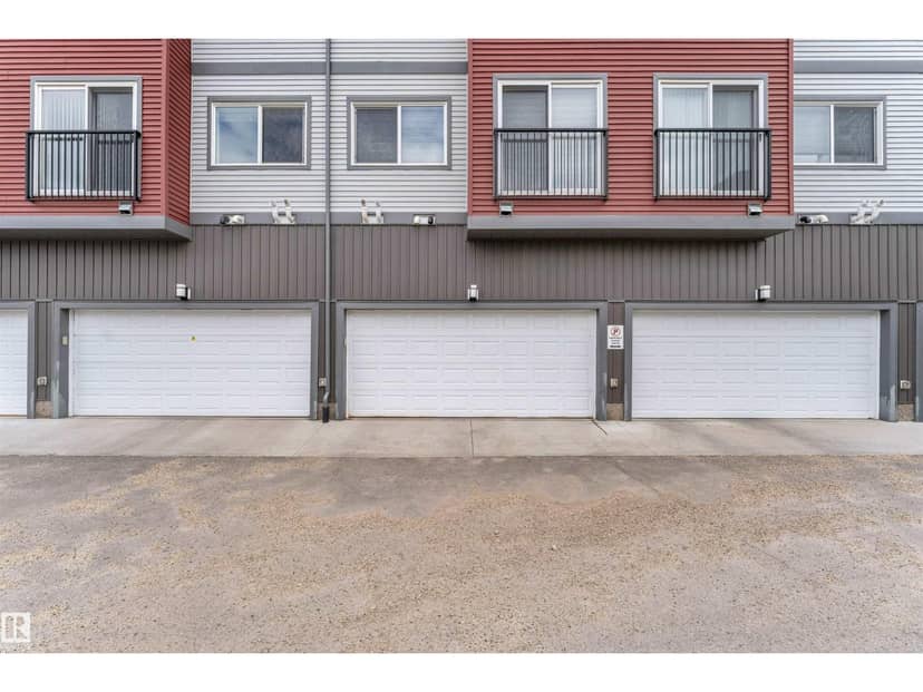3340 15a AV NW, Edmonton, photo 3