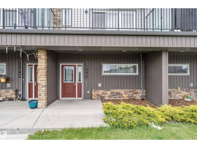 3340 15a AV NW, Edmonton, photo 2