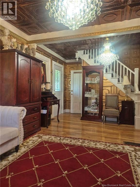 120 Pleasant Street — photo 5 of 40