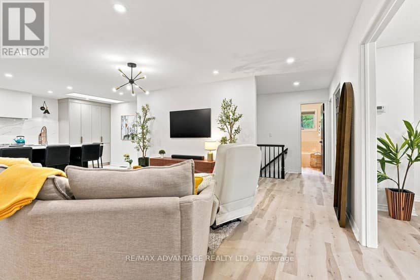 9 - 2 Cadeau Terrace — photo 10 of 40