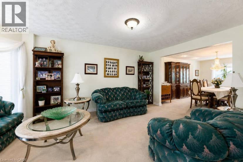 33 MARYVALE Avenue — photo 7 of 34