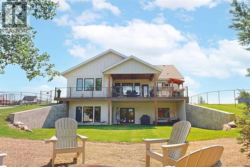 2 Marina Crescent, Rochon Sands, photo 2