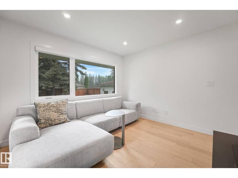 14128 98 AV NW — photo 34 of 40