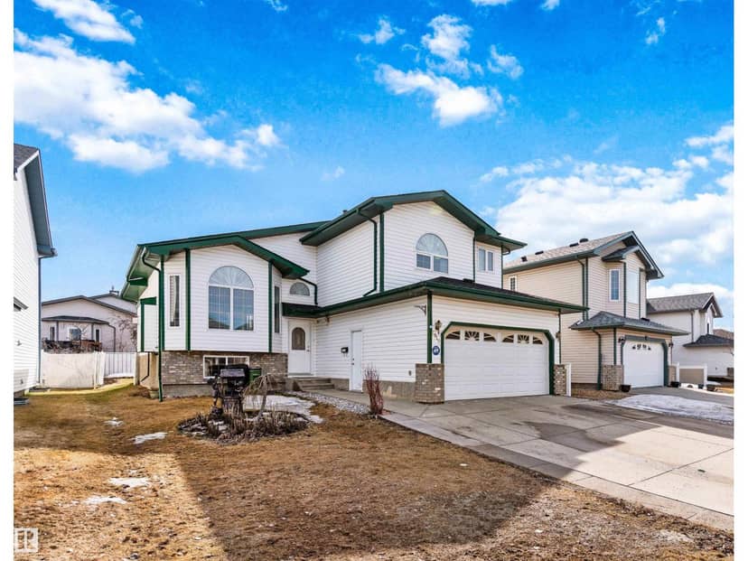 2915 151A AV NW, Edmonton, photo 2