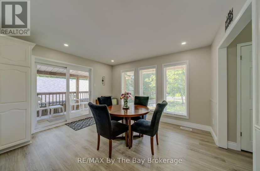 258 Sunnidale Street — photo 16 of 40