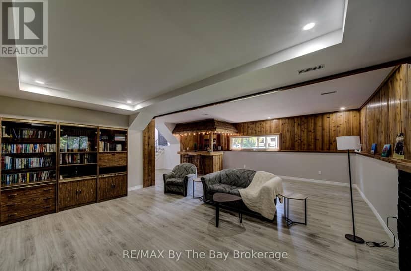 258 Sunnidale Street — photo 30 of 40