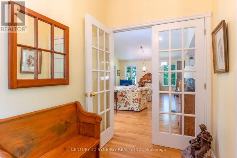 504 Kenyon Road — photo 4 of 40