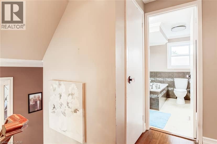 106 APPLEFORD Road — photo 17 of 39