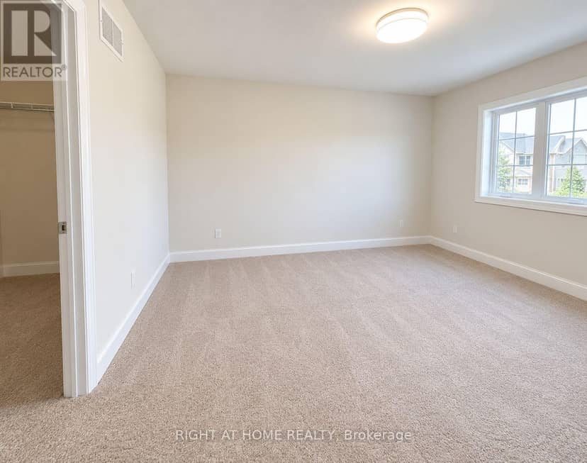 91 York Drive — photo 8 of 14