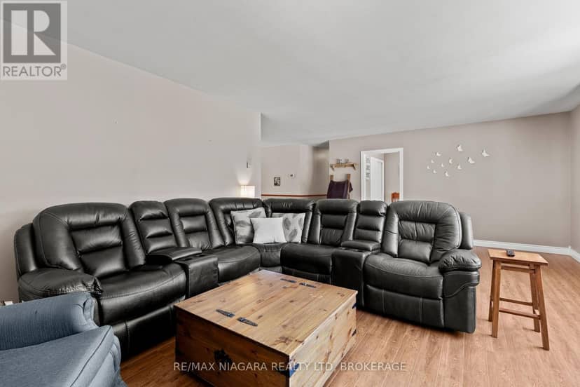 1161 Haist Street — photo 13 of 40