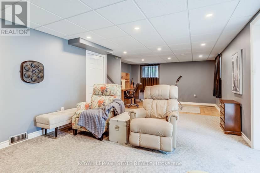 106 Appleford Road — photo 31 of 40