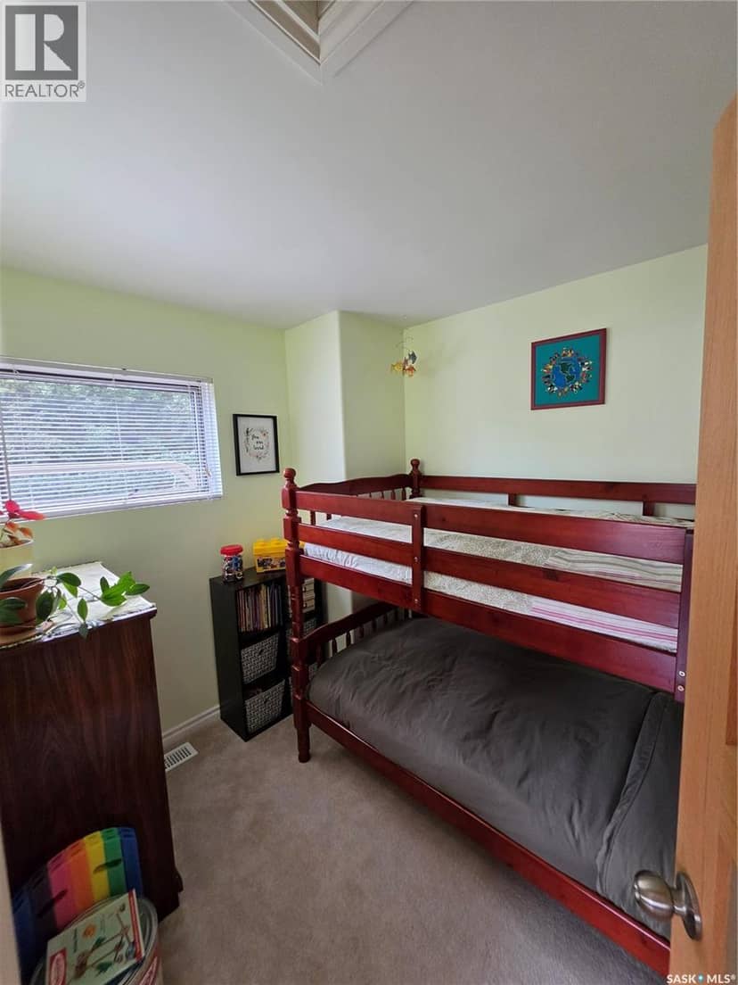 1255 Grand AVENUE — photo 10 of 29