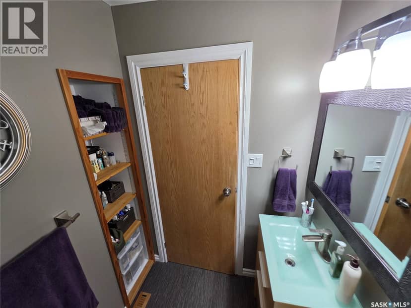 1255 Grand AVENUE — photo 13 of 29