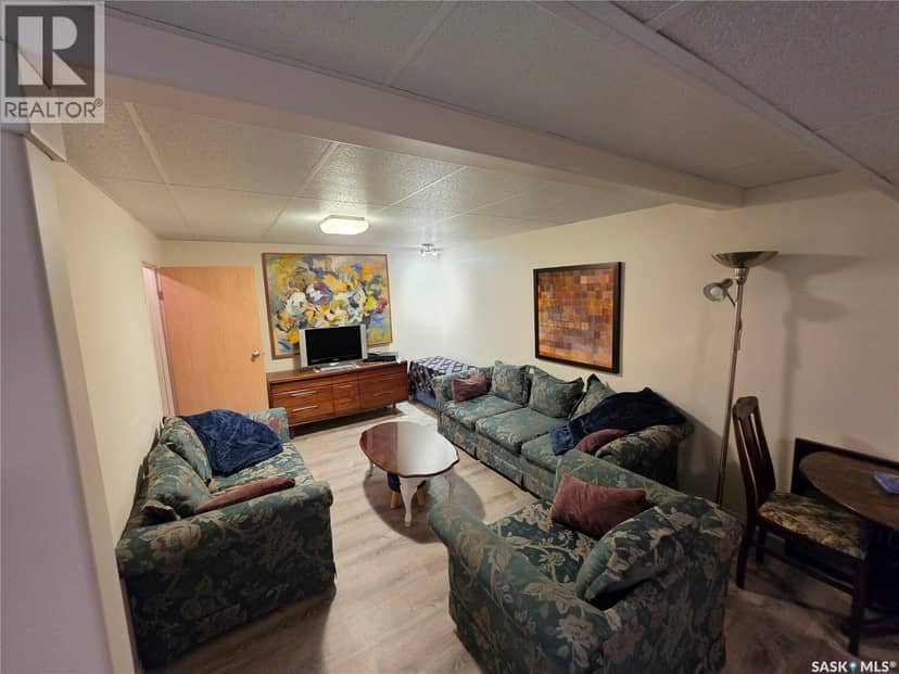1255 Grand AVENUE — photo 14 of 29