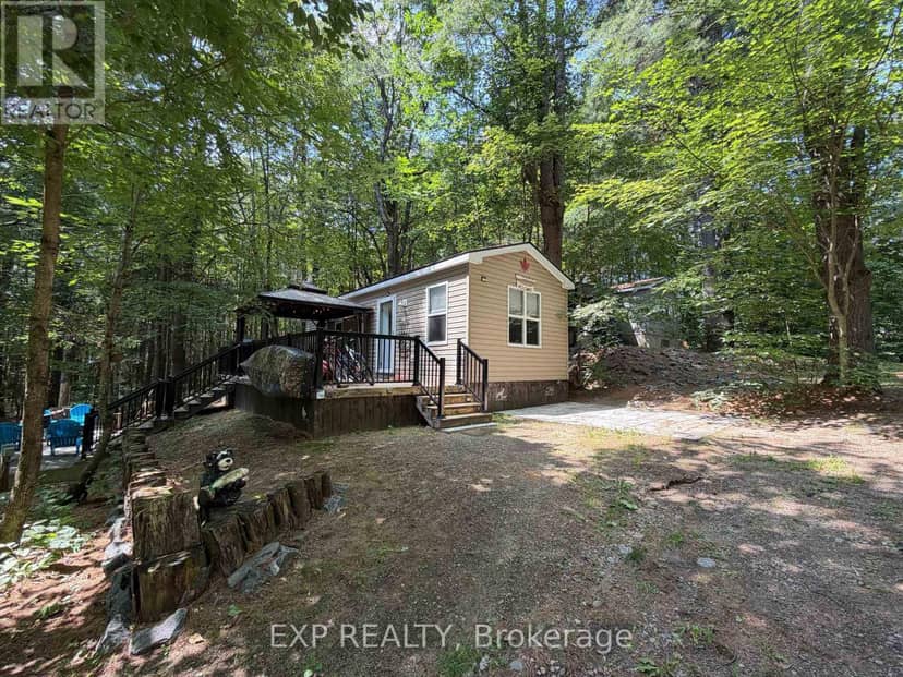 740 Poplar Cres - 1047 Bonnie Lake Camp Road — photo 1 of 21