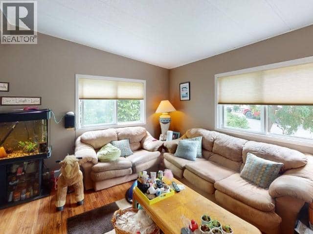 26-6271 MCANDREW AVE, Powell River, photo 3