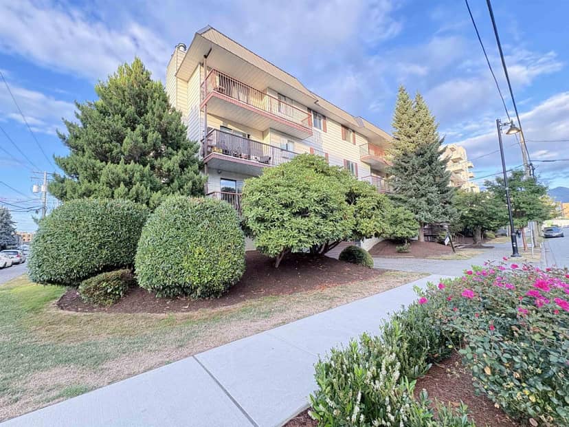 111 45749 SPADINA AVENUE, Chilliwack Downtown, Chilliwack