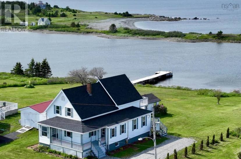 36 Seaview Drive — photo 4 of 40
