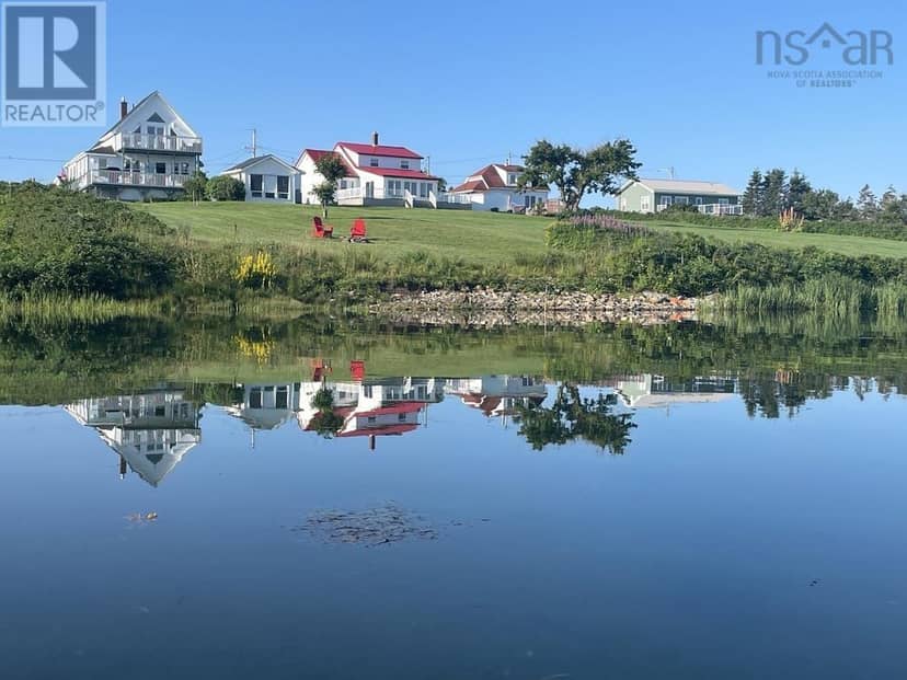 36 Seaview Drive — photo 3 of 40