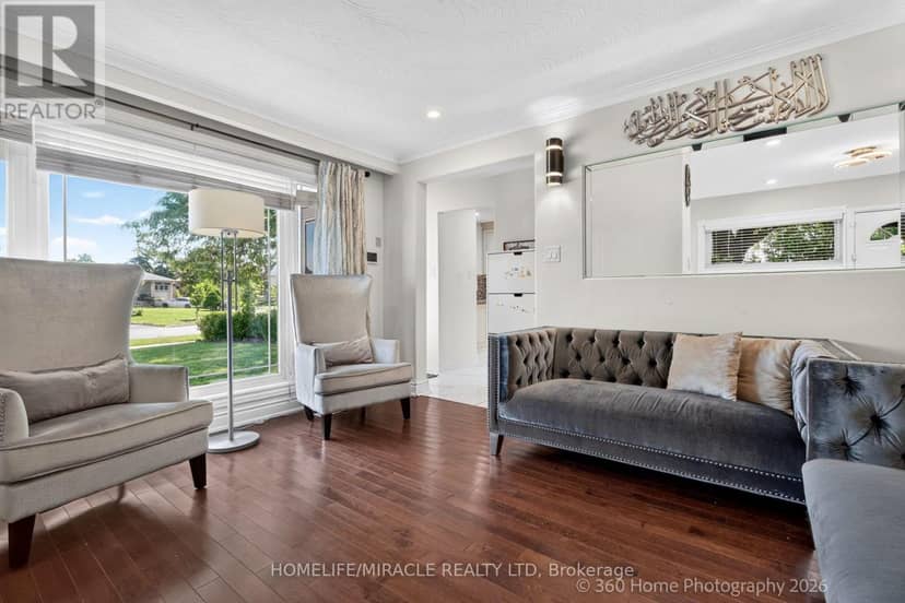 178 Kingsview Boulevard — photo 12 of 25
