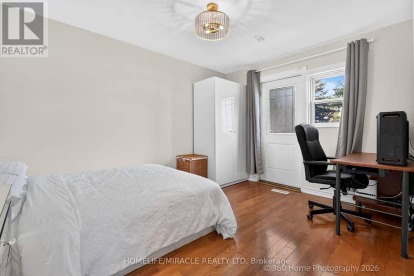 178 Kingsview Boulevard — photo 17 of 25