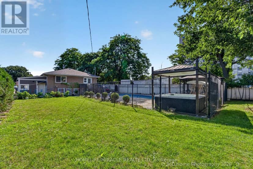 178 Kingsview Boulevard, Toronto, photo 8