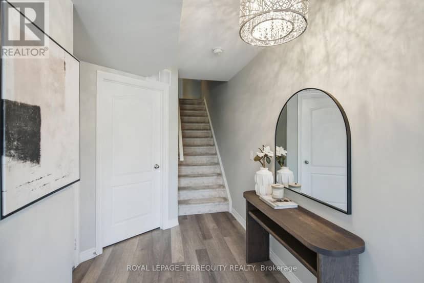 52 Artania Street, Oshawa, photo 5