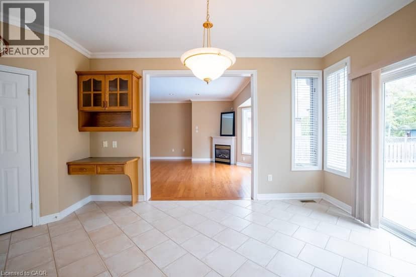 8 SOPHIE Court — photo 12 of 40