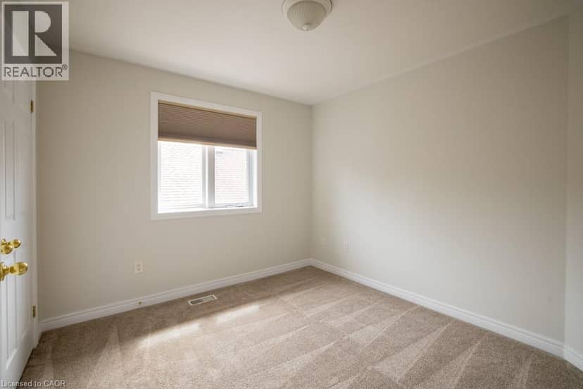 8 SOPHIE Court — photo 32 of 40