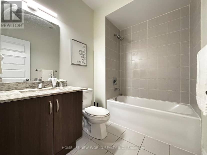 45 - 19 Eldora Avenue — photo 24 of 33