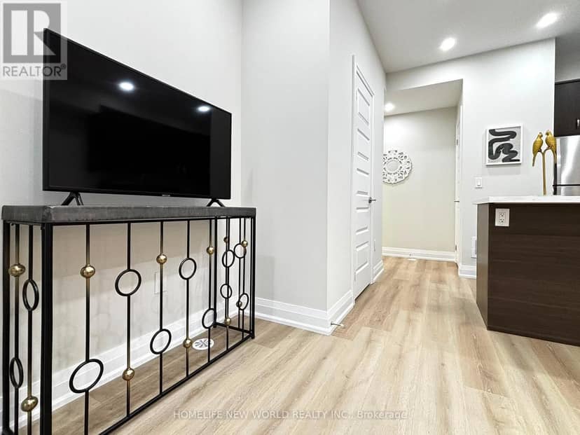 45 - 19 Eldora Avenue, Toronto, photo 3