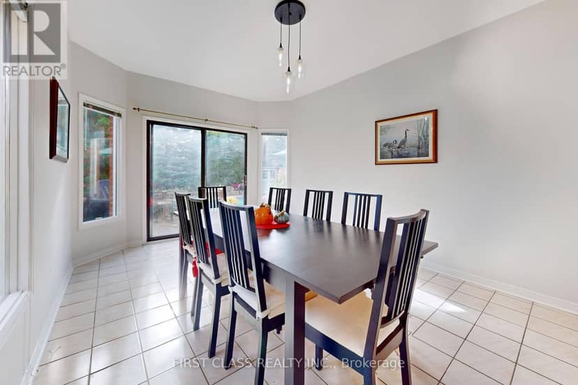 7 Kenpark Avenue, Brampton, photo 8