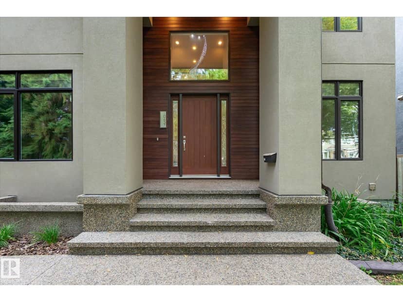 10637 128 ST NW, Edmonton, photo 2