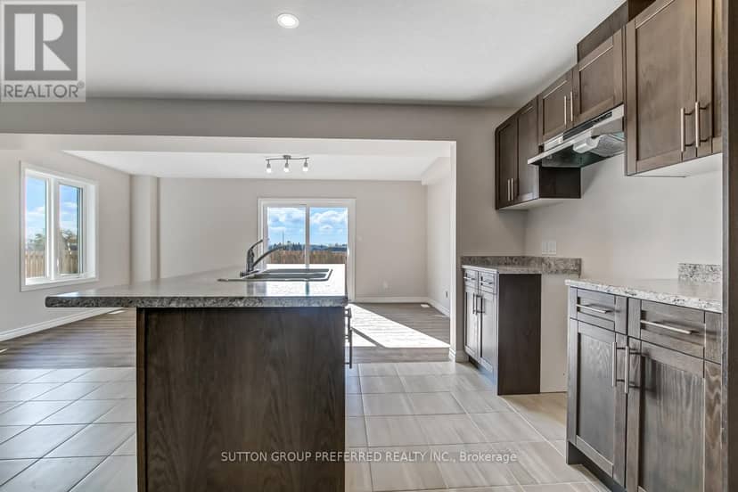371 Kennington Way — photo 13 of 27